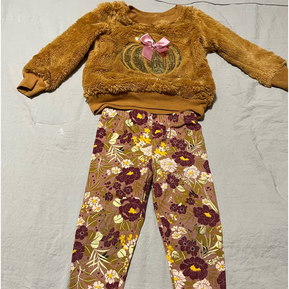 2 Piece Set by Tahari Girl